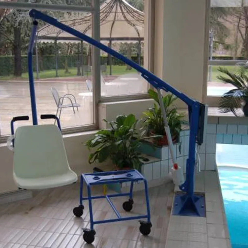 Fixed pool lift F145 B 2
