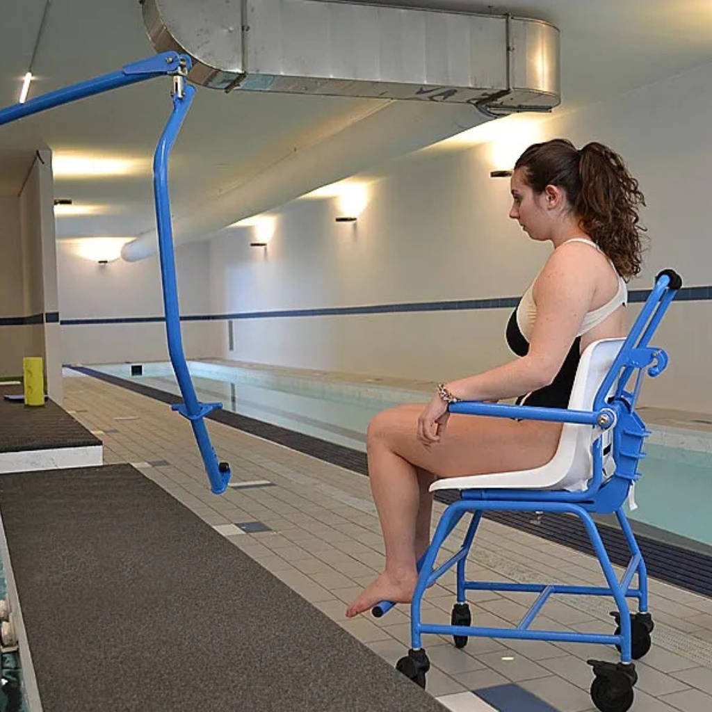 Fixed pool lift F145 B 3