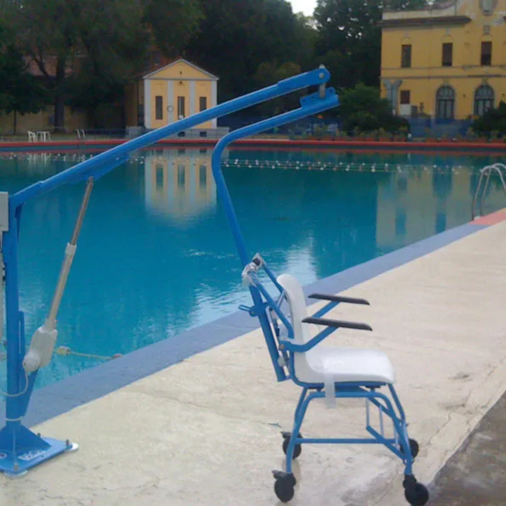 Fixed pool lift F145 B 7