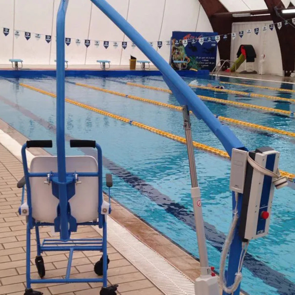 Fixed pool lift F145 B