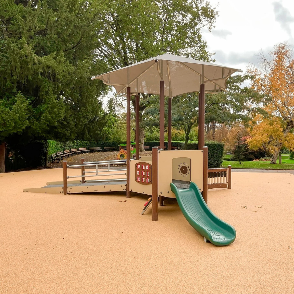 Inclusive Play Tower with Ramp