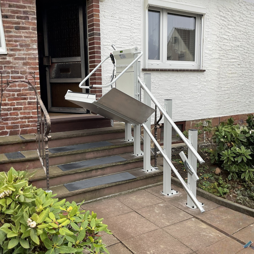Platform Stairlift Delta 13
