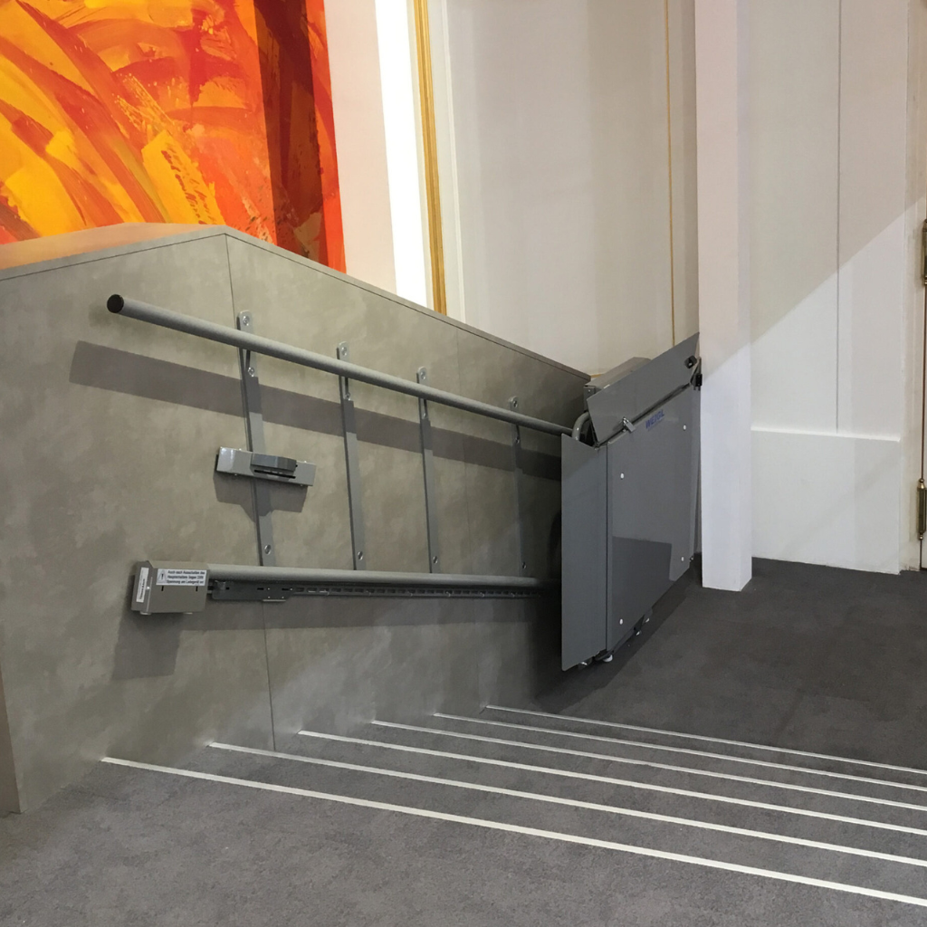 Platform Stairlift Delta 8