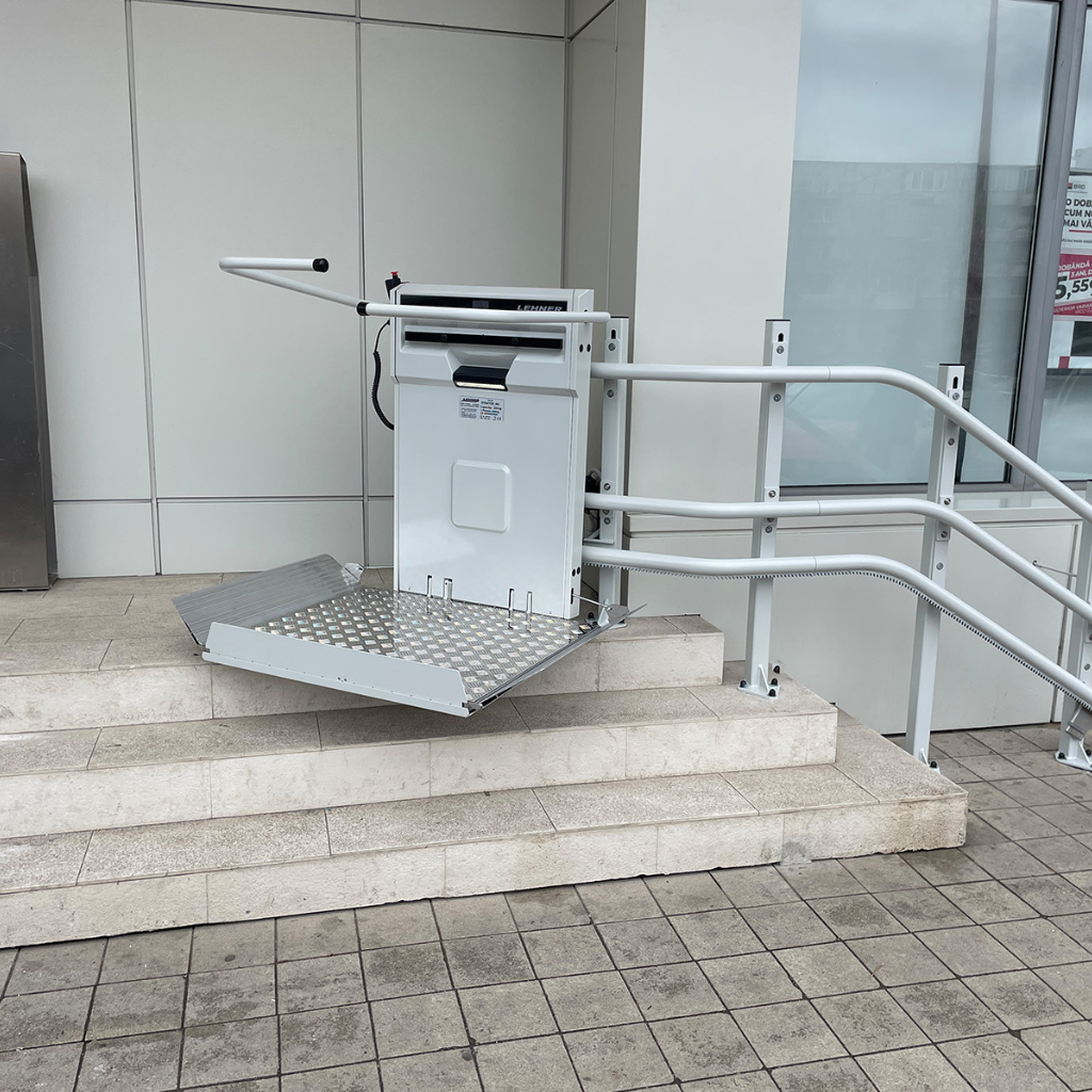 Platform Stairlift Stratos NGA 7