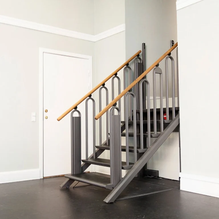 FlexStep-Compact-Stairlift-1